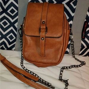 Tan Leather Crossbody Bag with Chain Strap